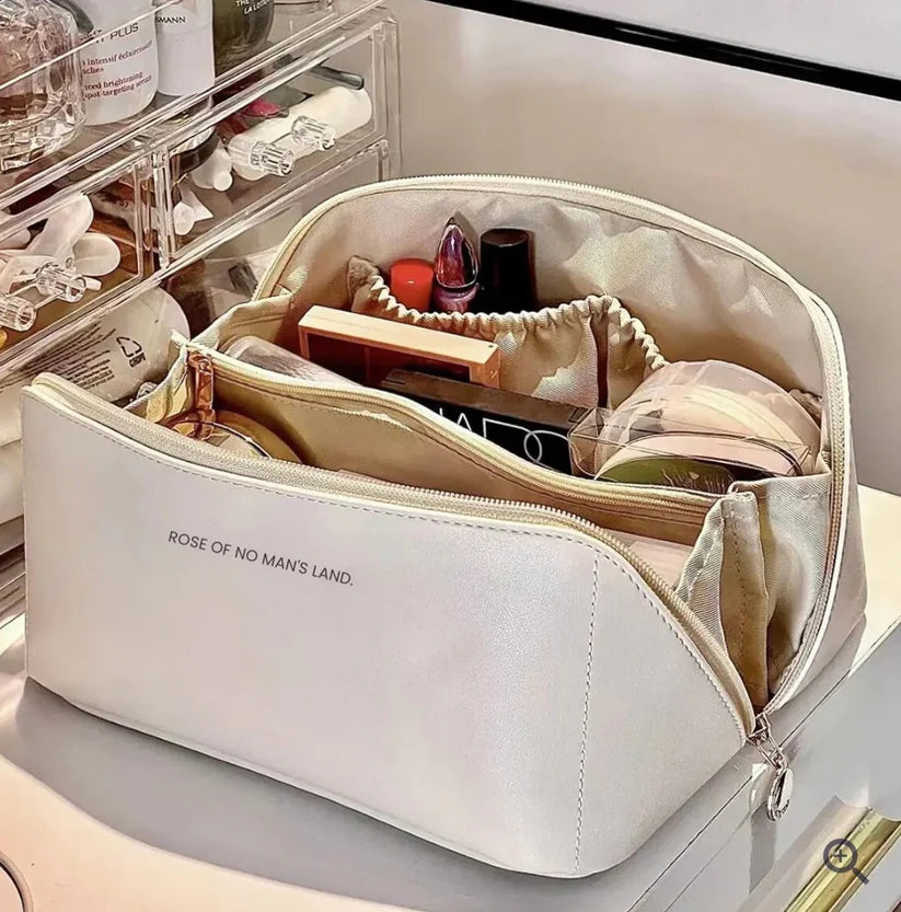 Leather Makeup Pouche
