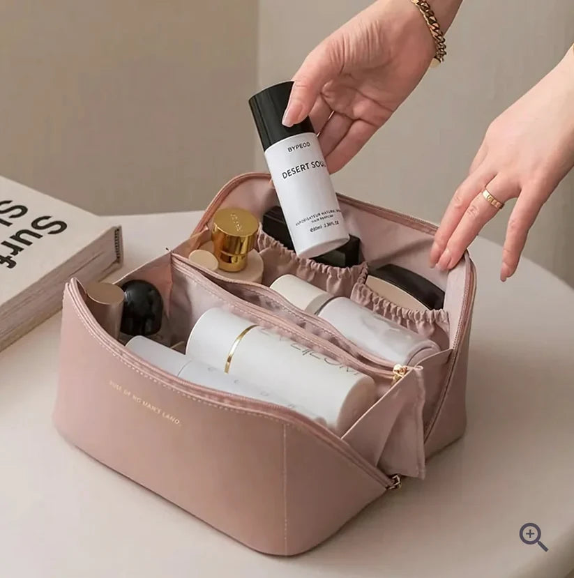 Leather Makeup Pouche